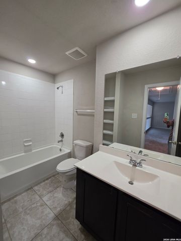 8931 Arundal Garden, Converse, TX 78109