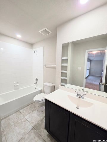 8931 Arundal Garden, Converse, TX 78109