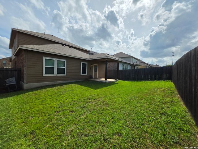 8931 Arundal Garden, Converse, TX 78109