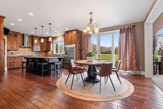 1336 S SEDONA CIRCLE, Oneida, WI 54155