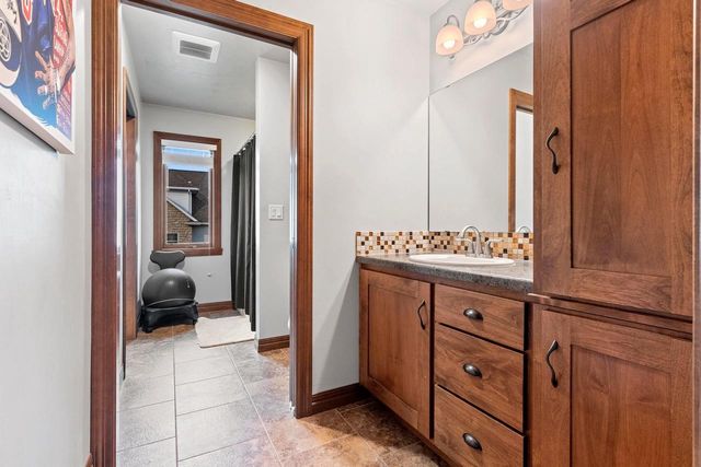 1336 S SEDONA CIRCLE, Oneida, WI 54155