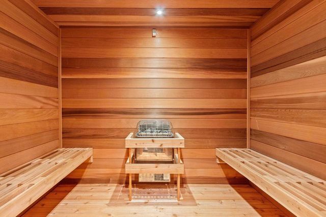 1336 S SEDONA CIRCLE, Oneida, WI 54155