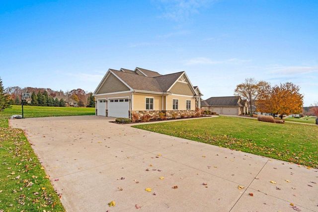 1336 S SEDONA CIRCLE, Oneida, WI 54155