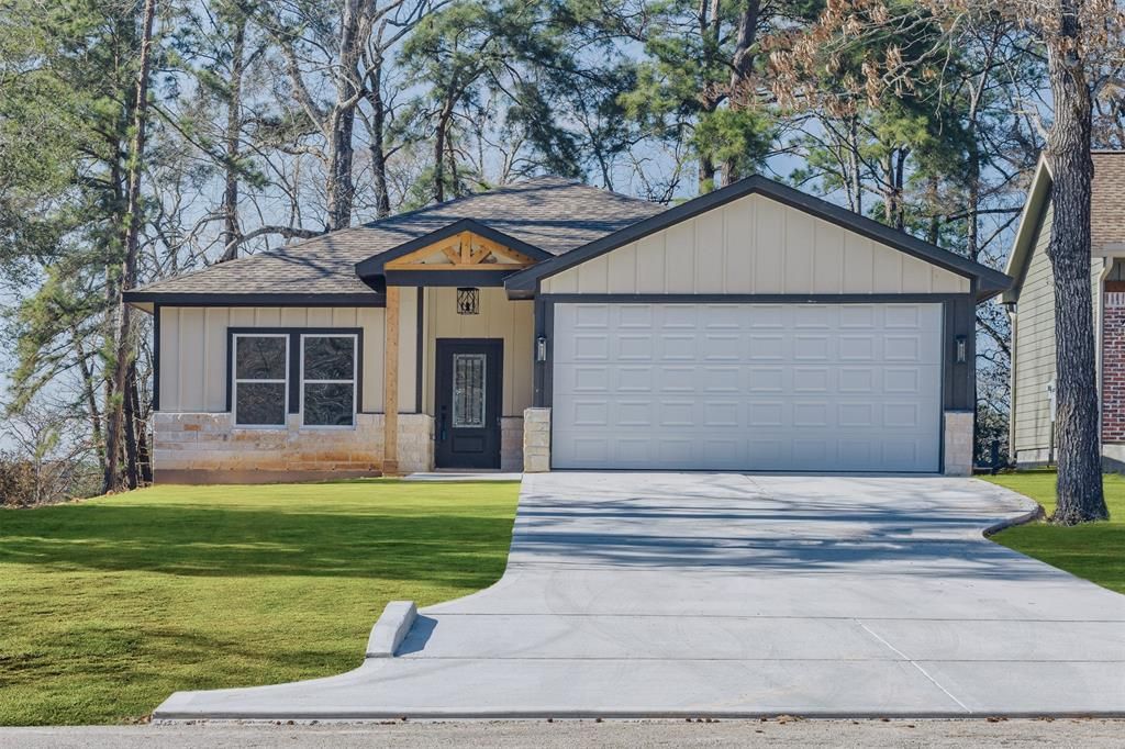 79 Hillsborough Drive, Huntsville, TX 77340