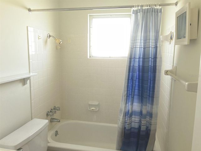 6110 CORAL WAY, Bradenton, FL 34207