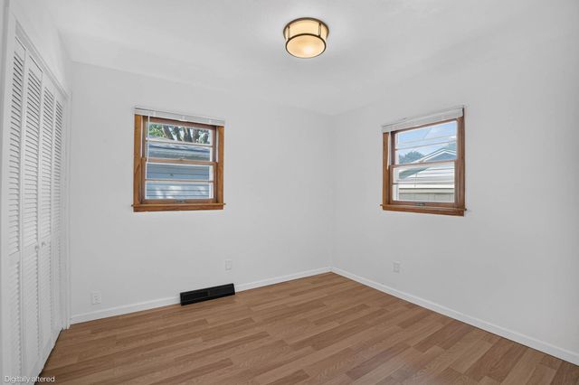 1645 Plymouth Avenue, Waterloo, IA 50702