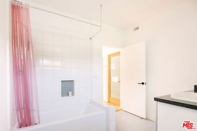 775 Montecito Drive, Los Angeles, CA 90031