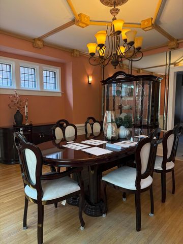 1646 W Chicago, Detroit, MI 48206