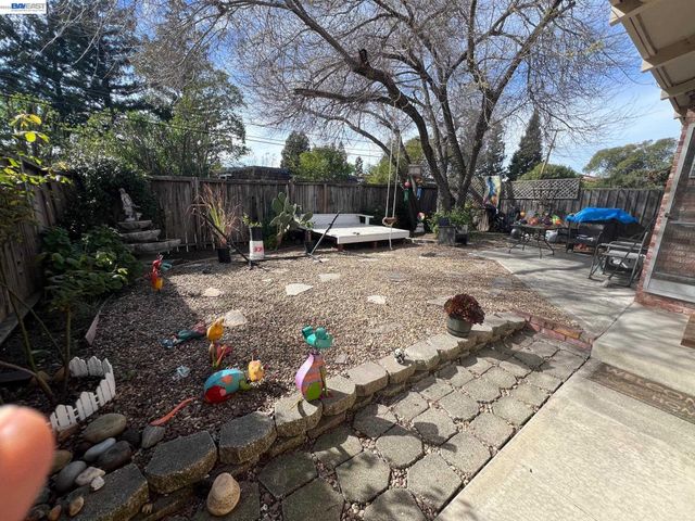1594 Morgan Ln., Walnut Creek, CA 94597