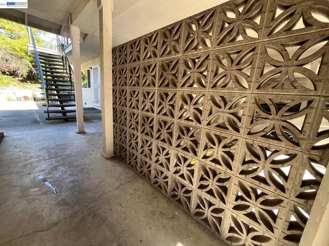 1594 Morgan Ln., Walnut Creek, CA 94597