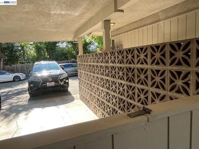 1594 Morgan Ln., Walnut Creek, CA 94597