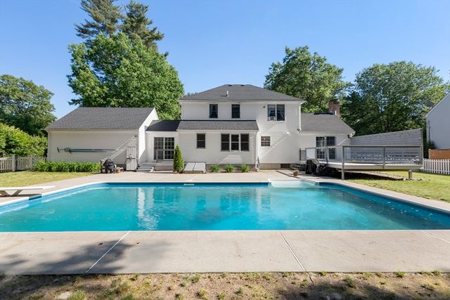 6 Spring Street, Douglas, MA 01516