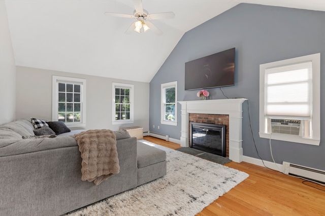 6 Spring Street, Douglas, MA 01516