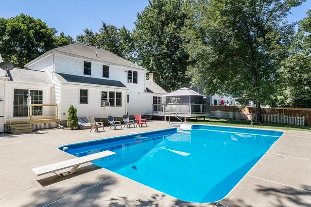 6 Spring Street, Douglas, MA 01516