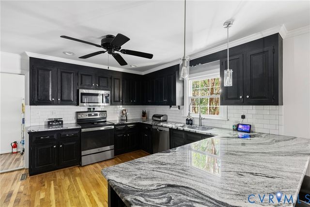 14321 Crossings Ridge Dr, Midlothian, VA 23113