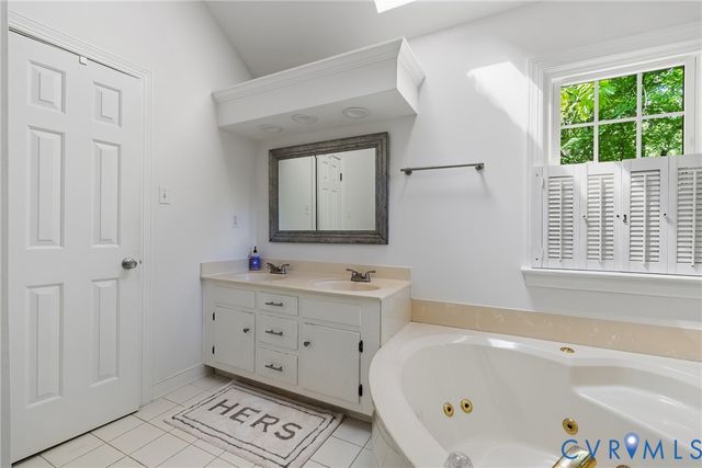 14321 Crossings Ridge Dr, Midlothian, VA 23113