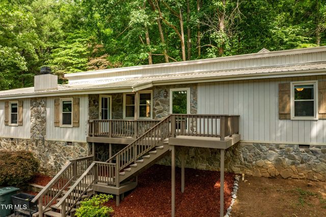 1113 Berry Road, Elizabethton, TN 37643