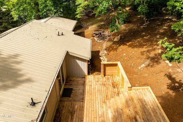 1113 Berry Road, Elizabethton, TN 37643