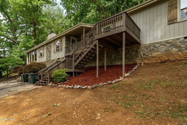 1113 Berry Road, Elizabethton, TN 37643