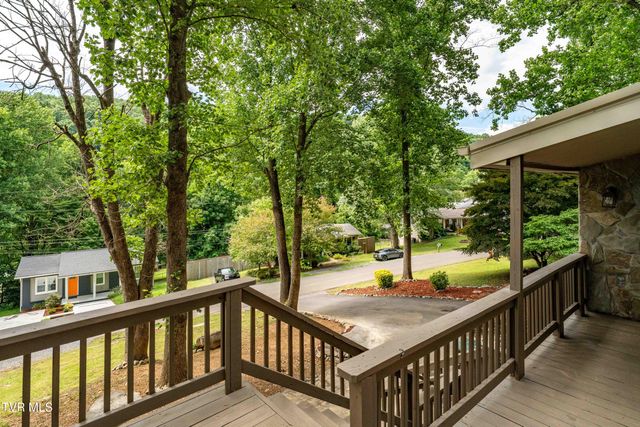 1113 Berry Road, Elizabethton, TN 37643