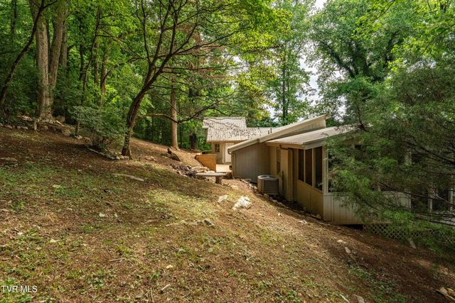 1113 Berry Road, Elizabethton, TN 37643