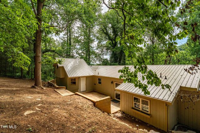 1113 Berry Road, Elizabethton, TN 37643