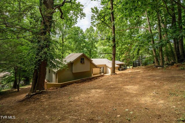 1113 Berry Road, Elizabethton, TN 37643