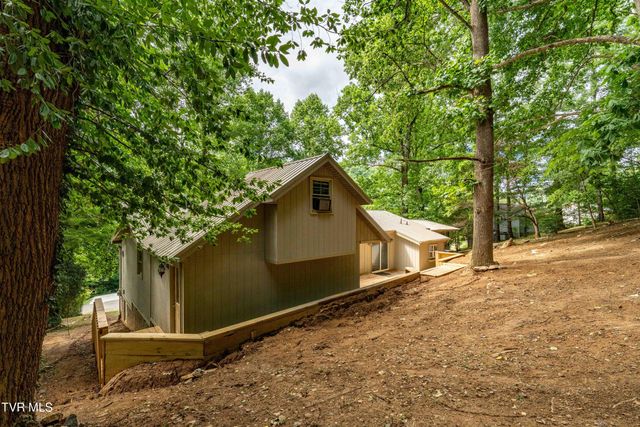 1113 Berry Road, Elizabethton, TN 37643
