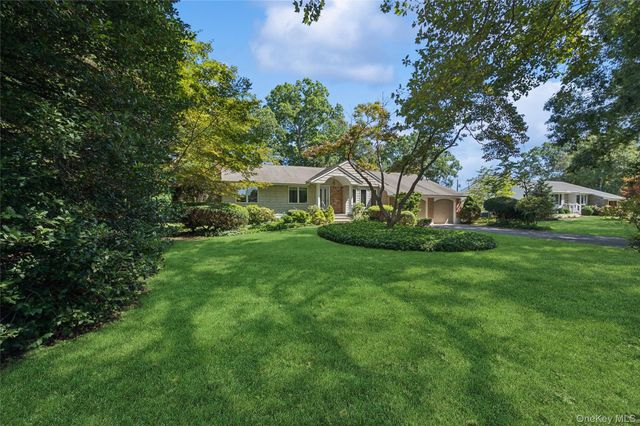 5 Kenny Street, Smithtown, NY 11788
