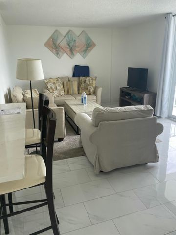 1731 SE 15th Street 505, Fort Lauderdale, FL 33316