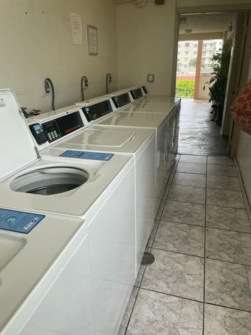 1731 SE 15th Street 505, Fort Lauderdale, FL 33316