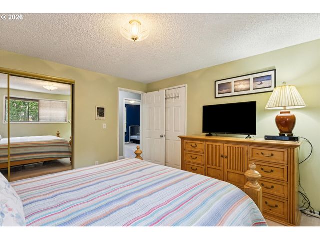 600 Ne 22ND St, Gresham, OR 97030
