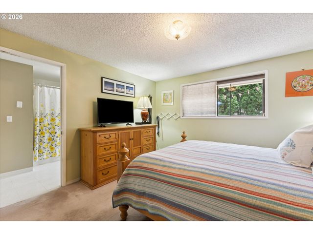 600 Ne 22ND St, Gresham, OR 97030