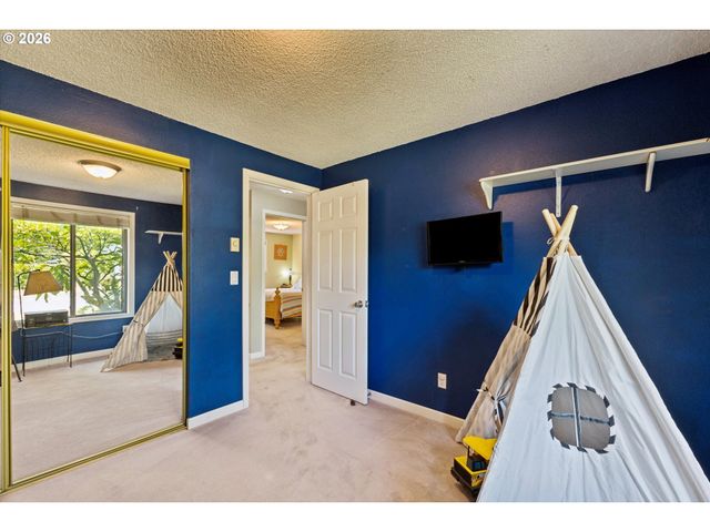 600 Ne 22ND St, Gresham, OR 97030