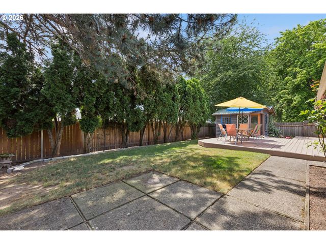 600 Ne 22ND St, Gresham, OR 97030