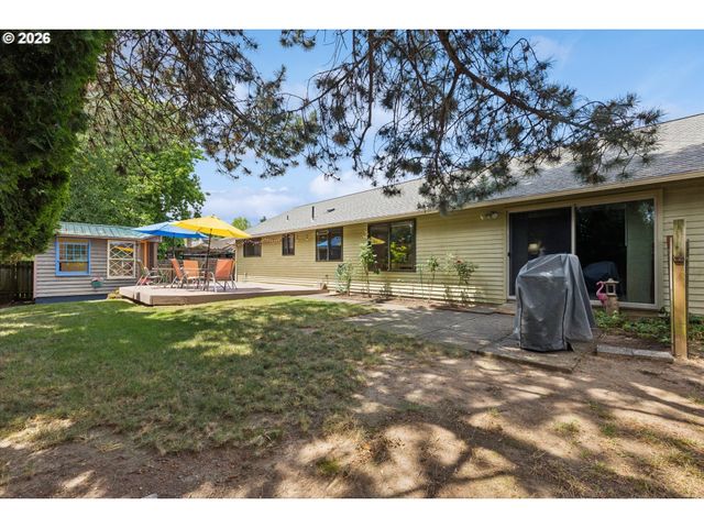 600 Ne 22ND St, Gresham, OR 97030