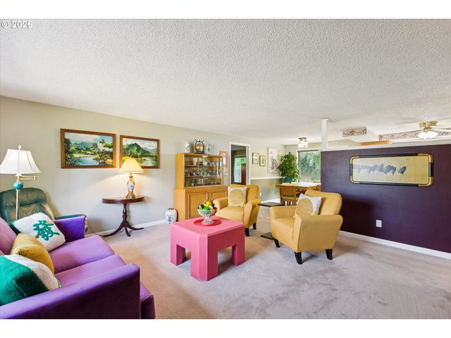 600 Ne 22ND St, Gresham, OR 97030