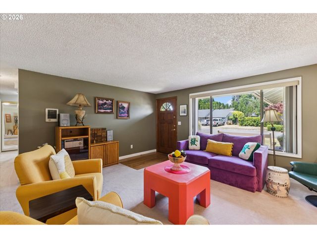 600 Ne 22ND St, Gresham, OR 97030