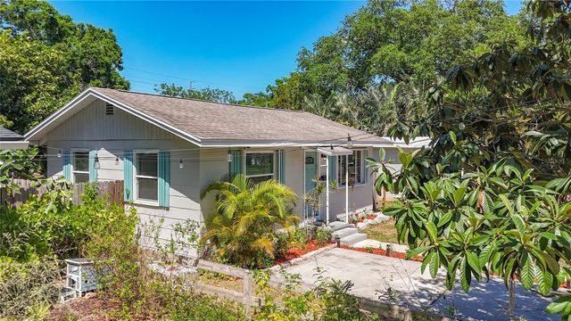 2435 14TH AVENUE N, St Petersburg, FL 33713