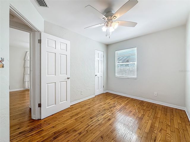 2435 14TH AVENUE N, St Petersburg, FL 33713