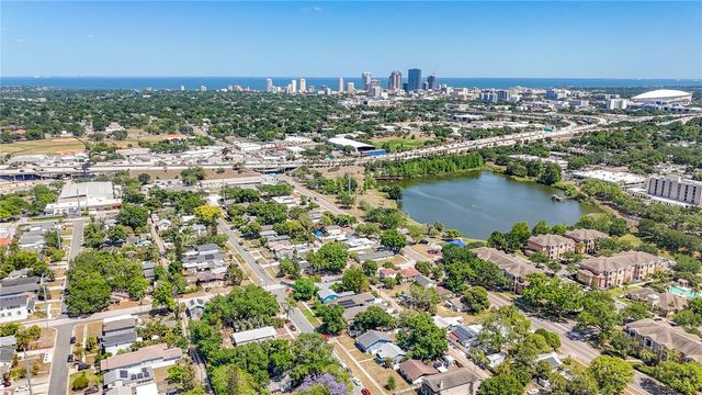 2435 14TH AVENUE N, St Petersburg, FL 33713