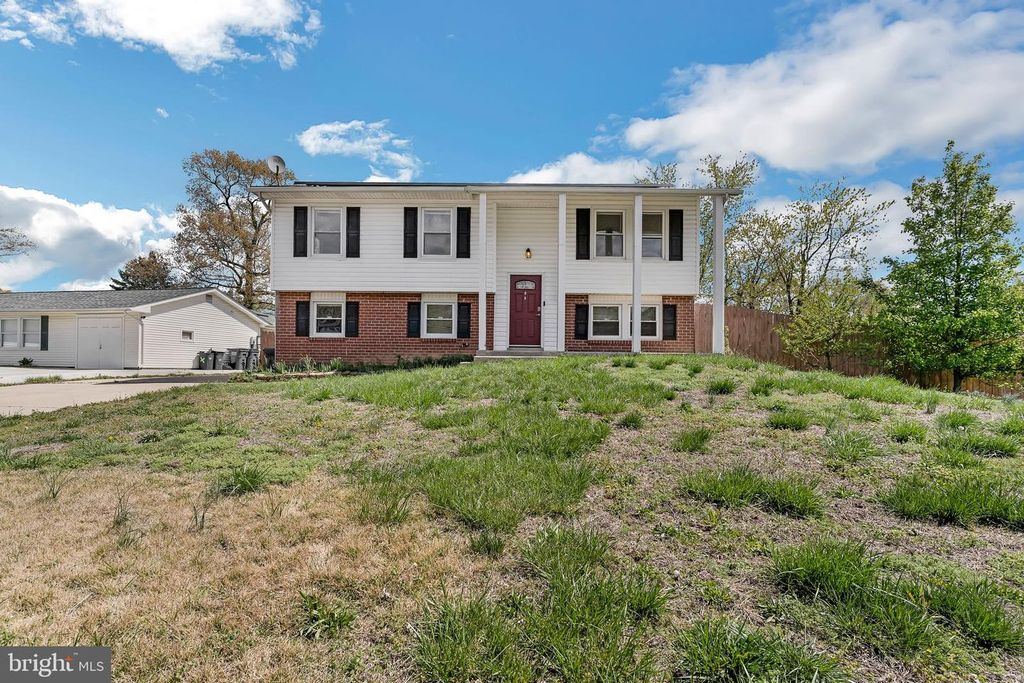 14 GREYSTONE CIR, Waldorf, MD 20602