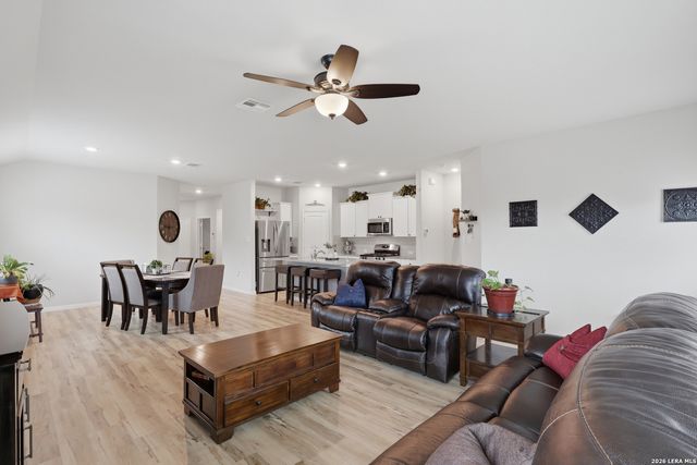 15143 Maskette Ave, San Antonio, TX 78245