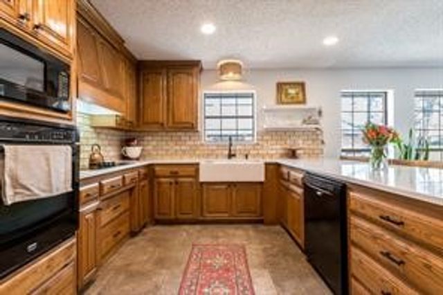 2613 S Chase Court, Burleson, TX 76028