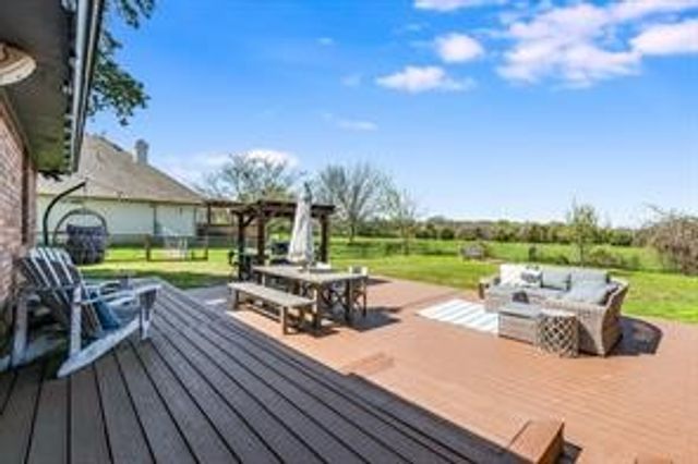 2613 S Chase Court, Burleson, TX 76028