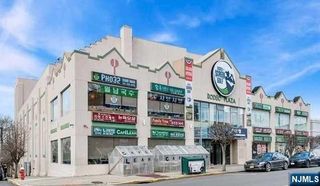 225 Broad Avenue 315, Palisades Park, NJ 07650