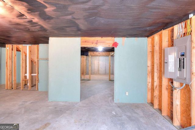 1859 Woodland Run Trail, Loganville, GA 30052