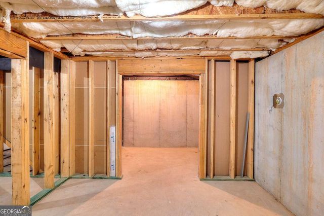 1859 Woodland Run Trail, Loganville, GA 30052