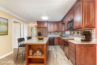 7825 Snow Hill Drive, Roseboro, NC 28382