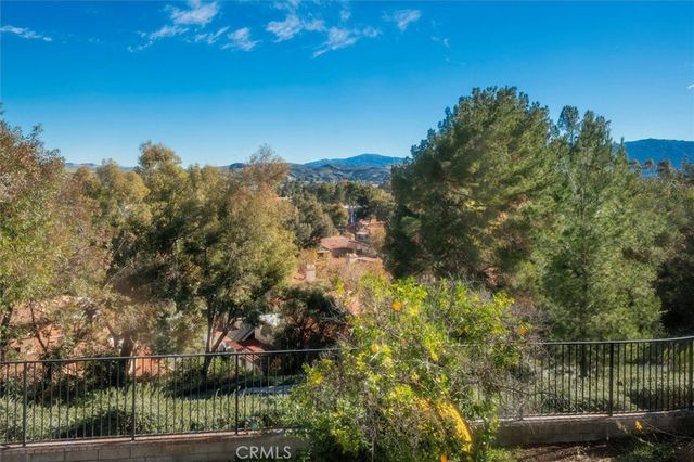 26008 Lucerne Court, Valencia, CA 91355